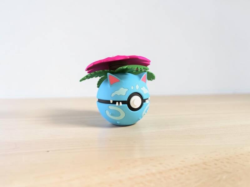 #0003 Pokeball Florizarre clone