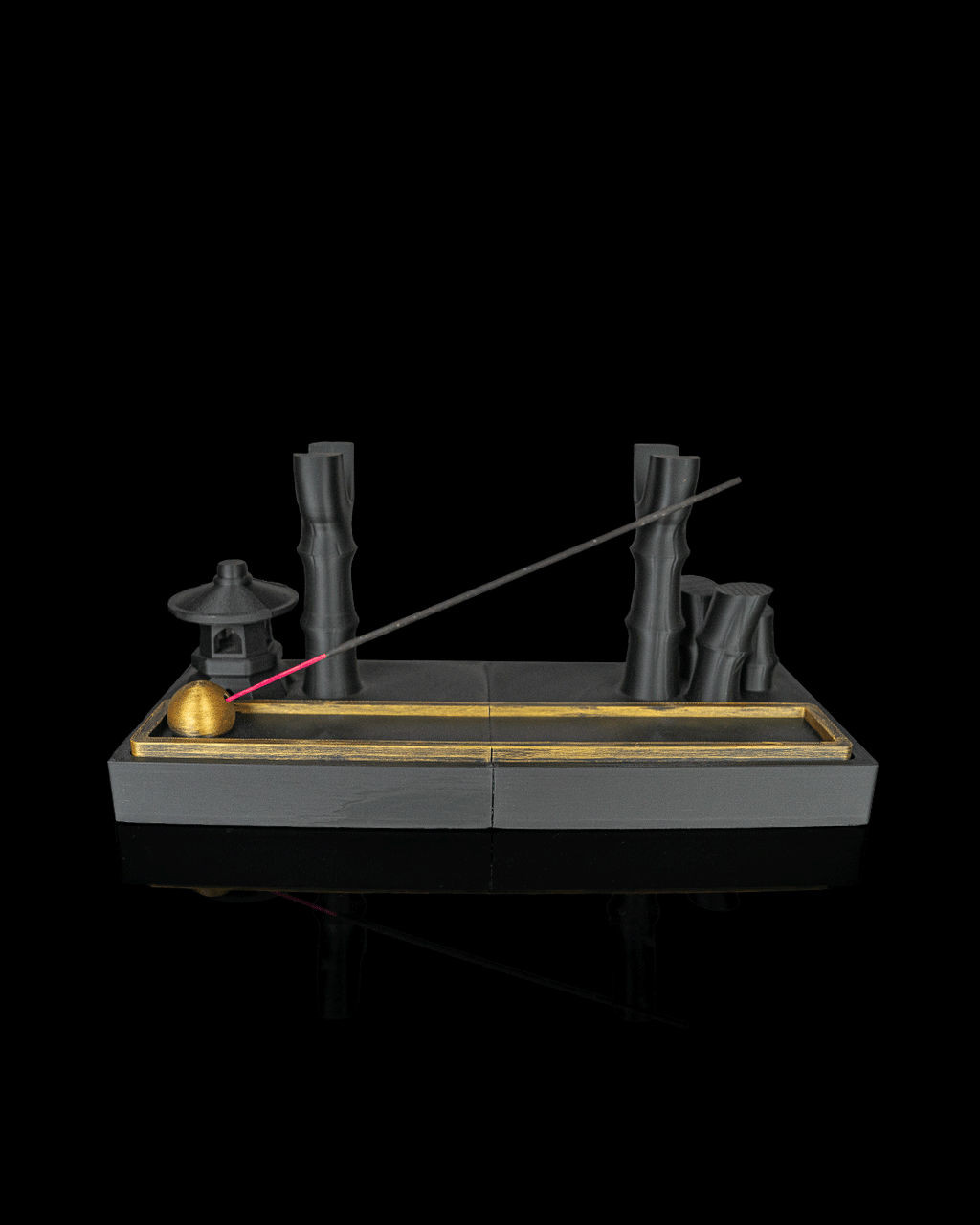 Blade Altar — support katana avec espace pour encens, vue 2
