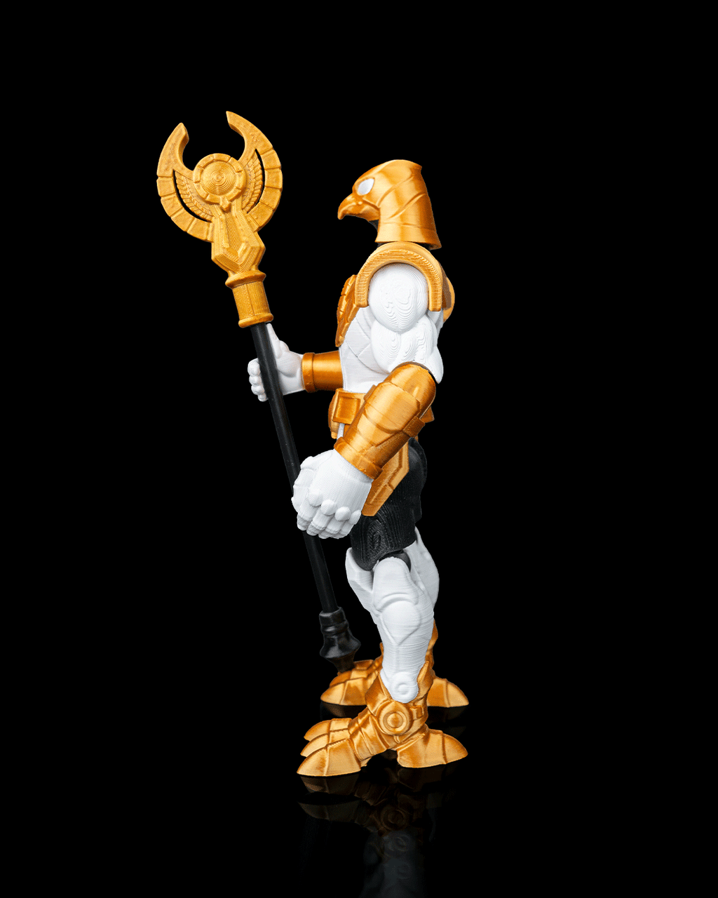 Mecha Horus — figurine articulée blanche et dorée à tête de faucon, vue 4