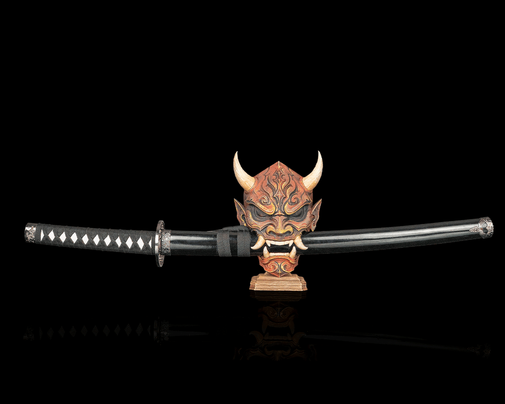 Oni Mask — présentation peinte illustrative, non fournie