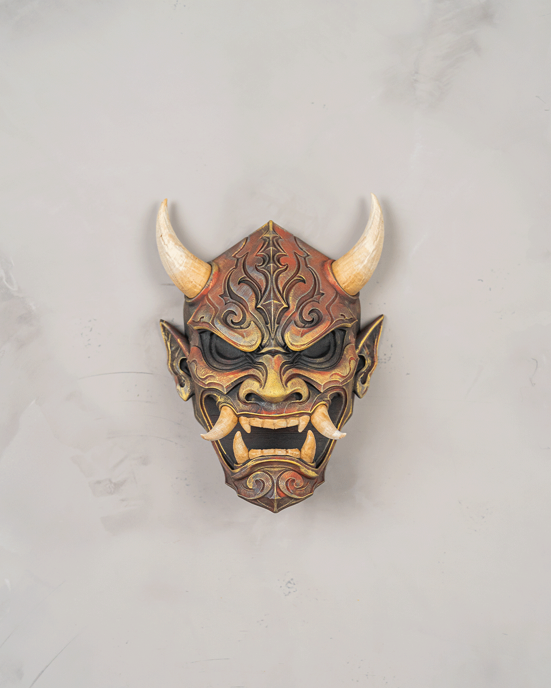 Oni Mask — présentation peinte illustrative, non fournie